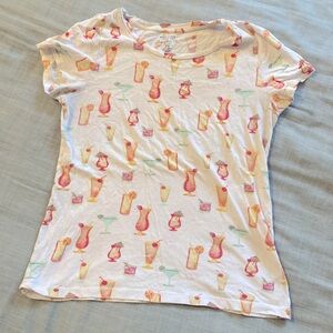 Cocktail tee shirt. XS cotton novelty print